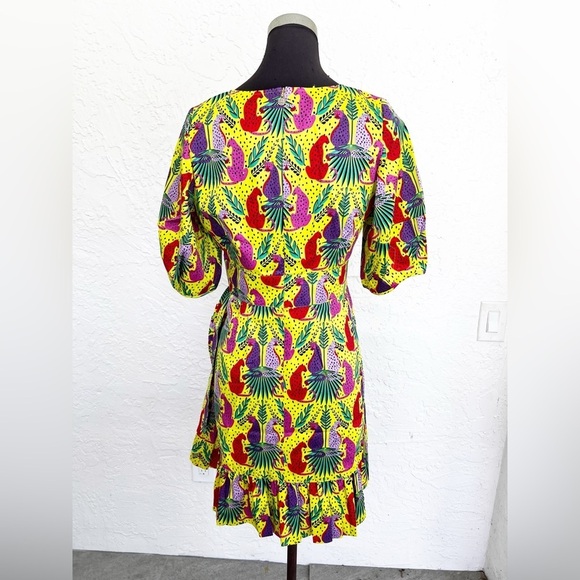 Emily McCarthy Lola Wrap Dress in Peekaboo Cat Print Size Medium NEW - Picture 9 of 11